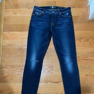 NWOT 7 For All Mankind skinny Jeans. Size 27